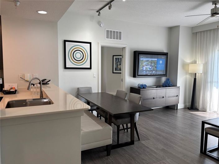 Image No.5-3 Bed Property for sale