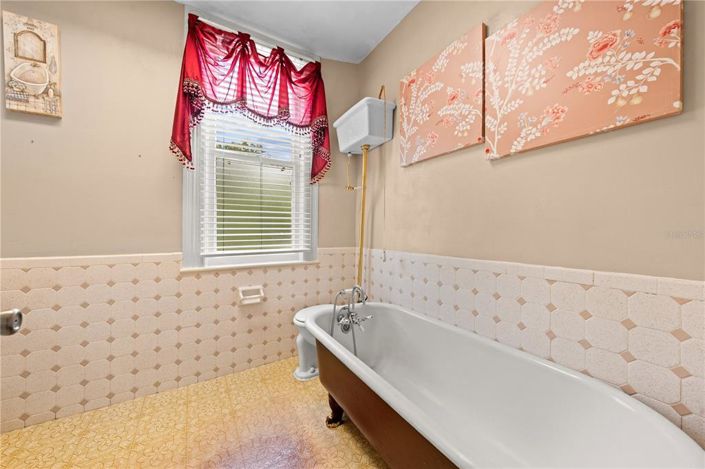 Image No.34-4 Bed Property for sale