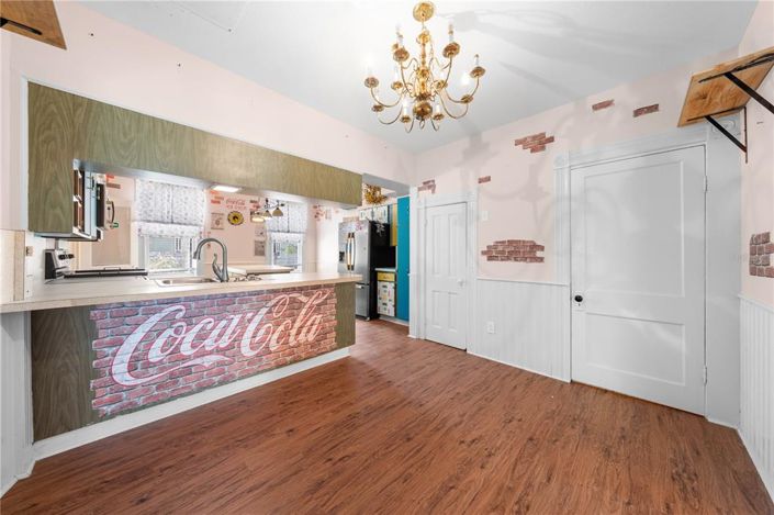 Image No.44-4 Bed Property for sale