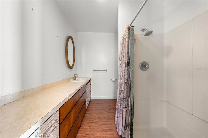 Image No.53-4 Bed Property for sale