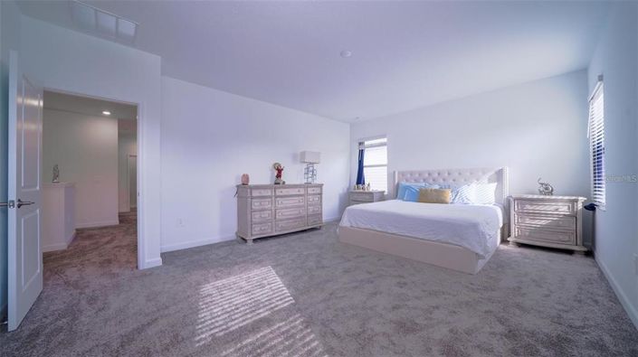 Image No.48-5 Bed Property for sale