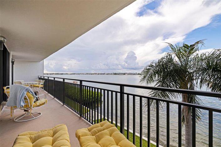 Image No.16-2 Bed Property for sale