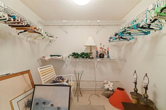 Image No.27-2 Bed Property for sale