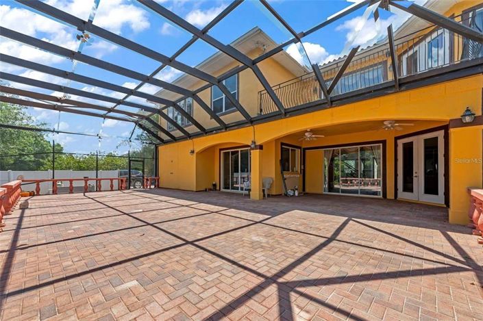 Image No.21-5 Bed Property for sale