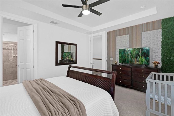 Image No.14-5 Bed Townhouse for sale