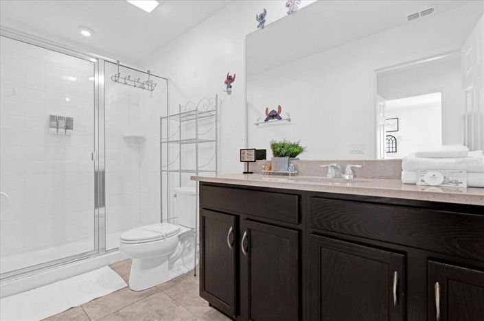 Image No.19-5 Bed Townhouse for sale