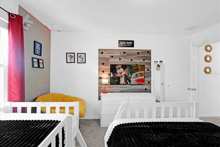 Image No.22-5 Bed Townhouse for sale