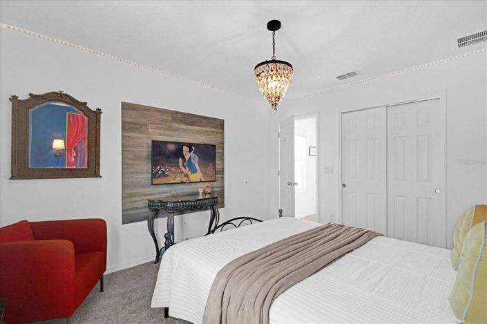 Image No.23-5 Bed Townhouse for sale