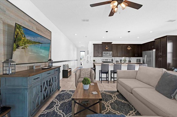 Image No.6-5 Bed Townhouse for sale