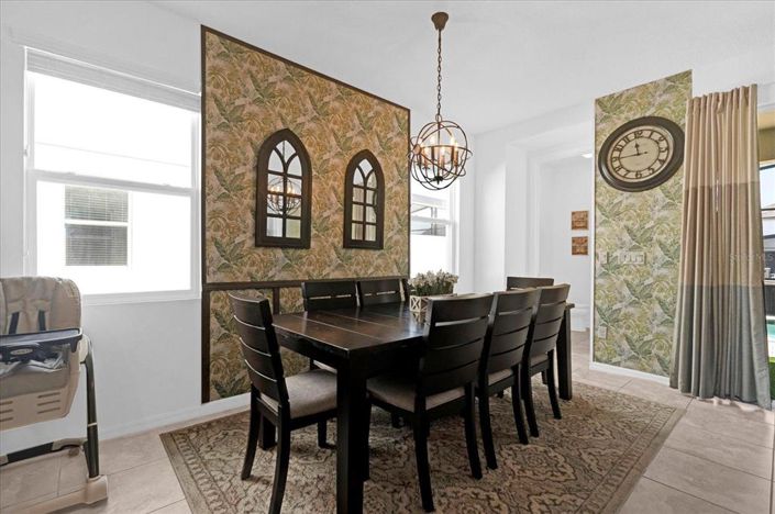 Image No.8-5 Bed Townhouse for sale