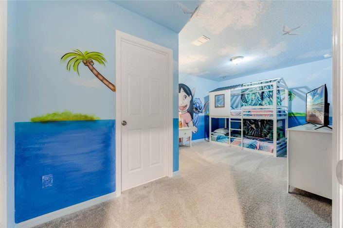 Image No.24-7 Bed Property for sale