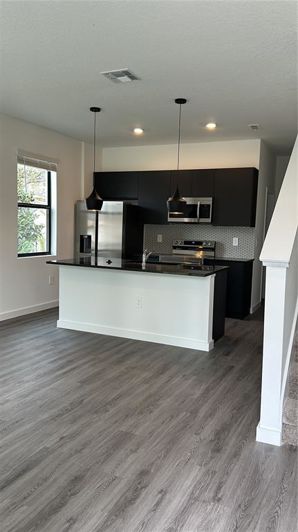 Image No.5-3 Bed Townhouse for sale