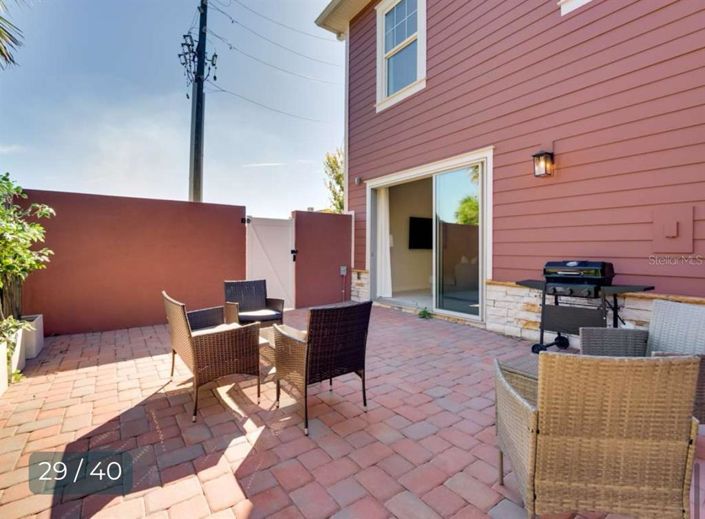 Image No.24-5 Bed Townhouse for sale