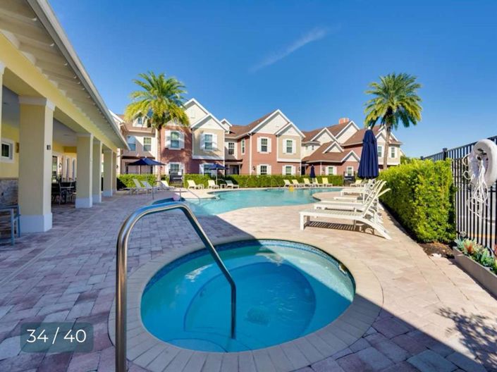 Image No.28-5 Bed Townhouse for sale