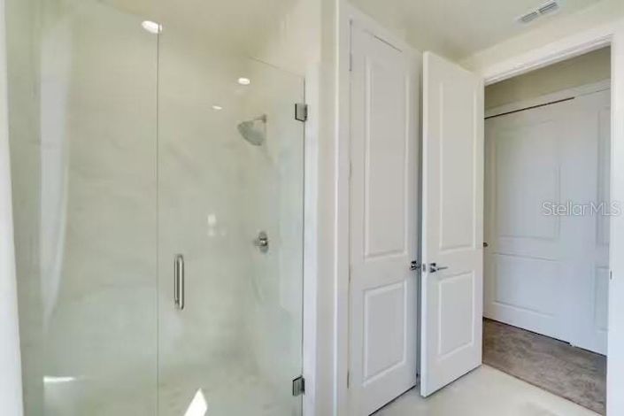 Image No.7-5 Bed Townhouse for sale