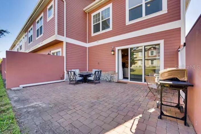 Image No.3-5 Bed Townhouse for sale