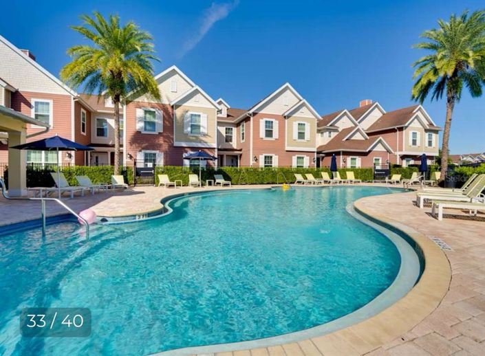 Image No.7-5 Bed Townhouse for sale