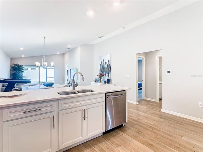 Image No.15-3 Bed Property for sale