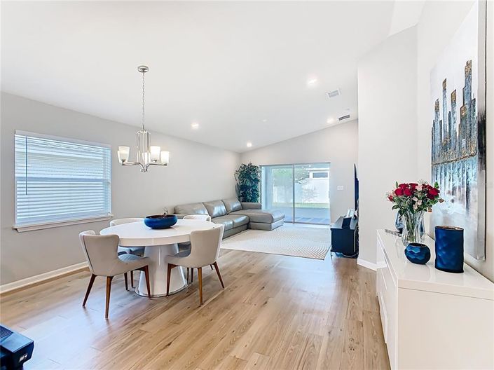 Image No.17-3 Bed Property for sale