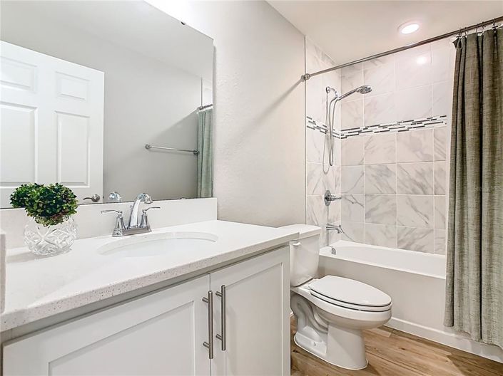 Image No.39-3 Bed Property for sale