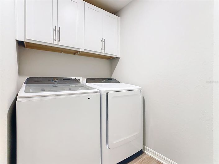 Image No.40-3 Bed Property for sale