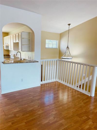 Image No.21-3 Bed Property for sale