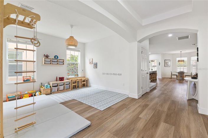 Image No.22-4 Bed Property for sale