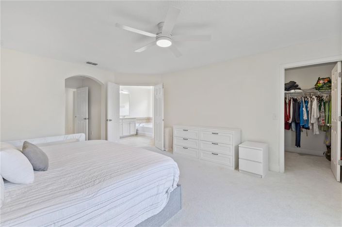 Image No.26-4 Bed Property for sale