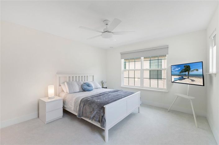 Image No.35-4 Bed Property for sale