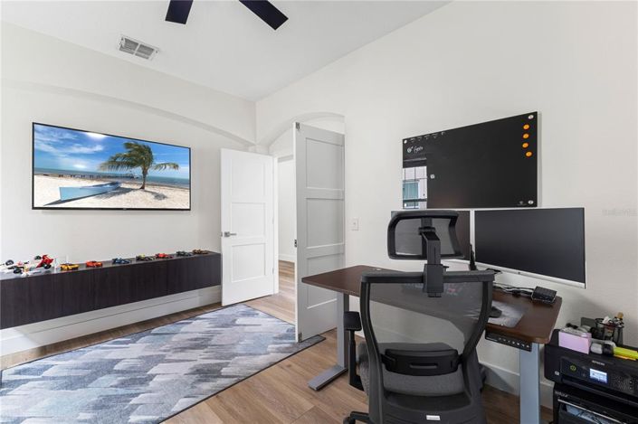 Image No.48-4 Bed Property for sale