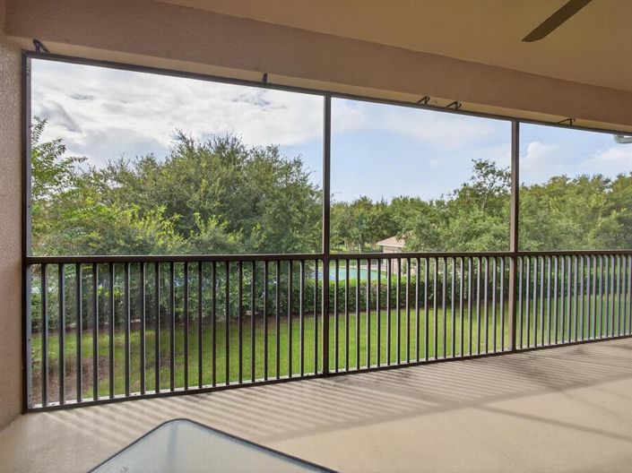 Image No.26-2 Bed Property for sale