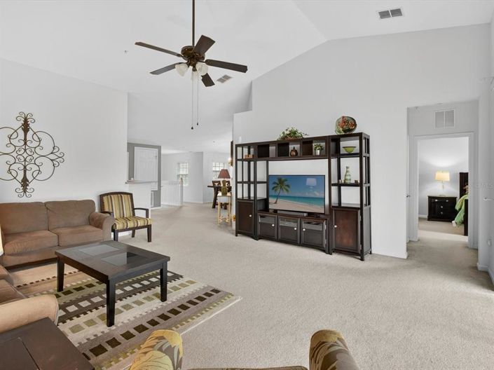 Image No.6-2 Bed Property for sale