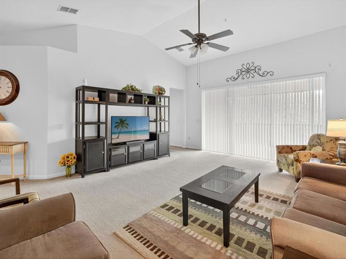 Image No.7-2 Bed Property for sale