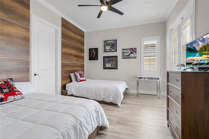 Image No.19-4 Bed Property for sale