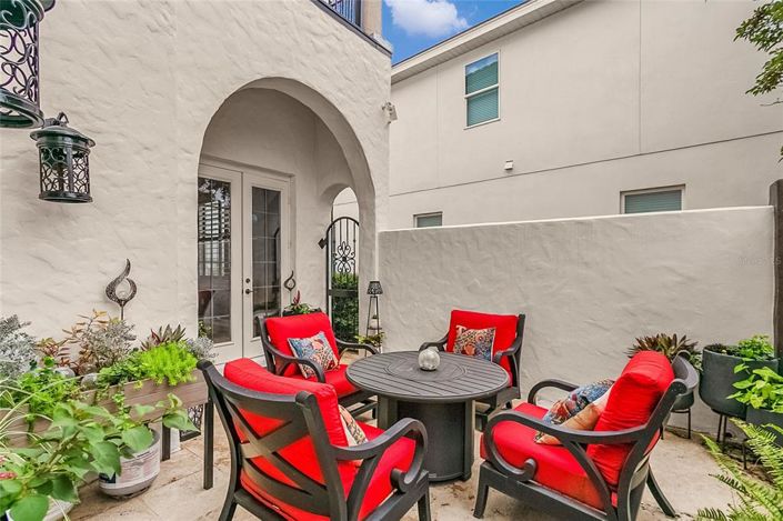 Image No.33-4 Bed Property for sale