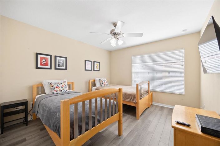 Image No.30-4 Bed Townhouse for sale