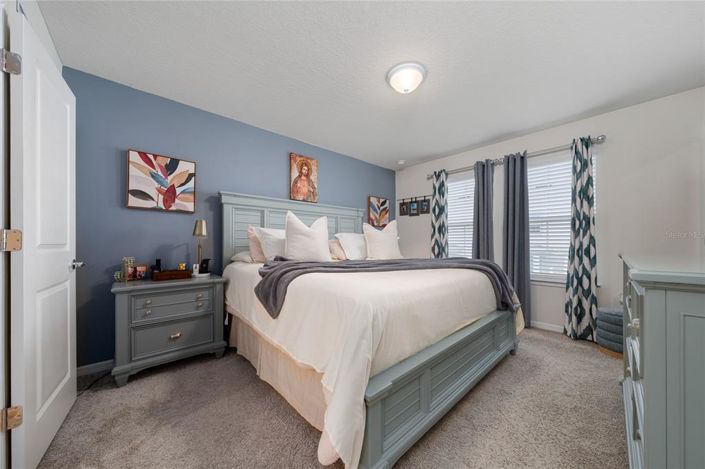 Image No.19-3 Bed Property for sale