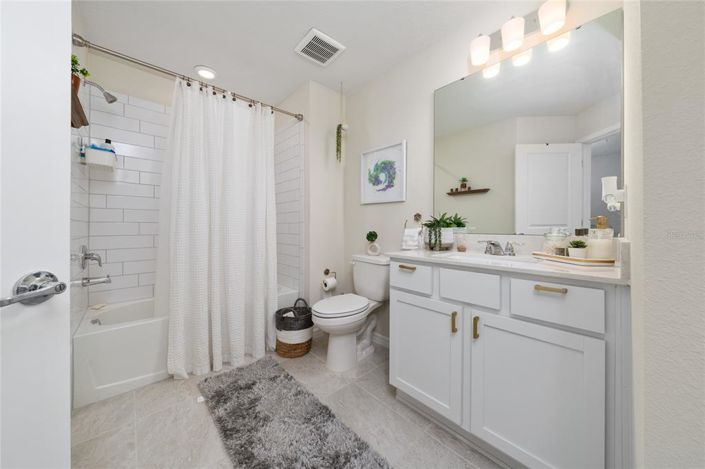 Image No.28-3 Bed Property for sale