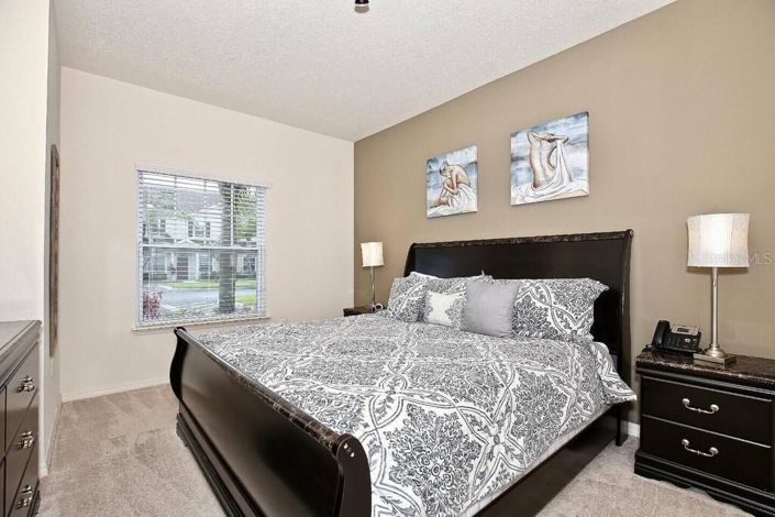 Image No.16-3 Bed Townhouse for sale