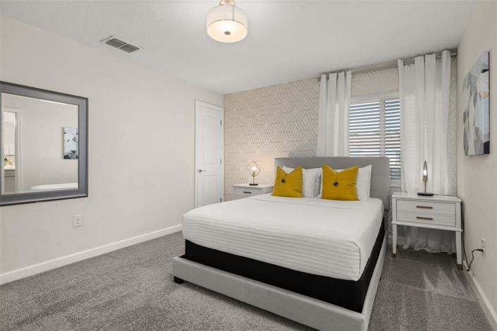 Image No.24-5 Bed Townhouse for sale