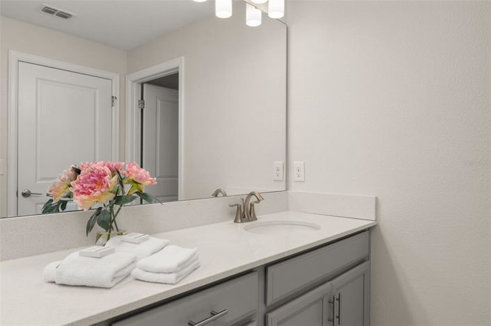 Image No.31-5 Bed Townhouse for sale