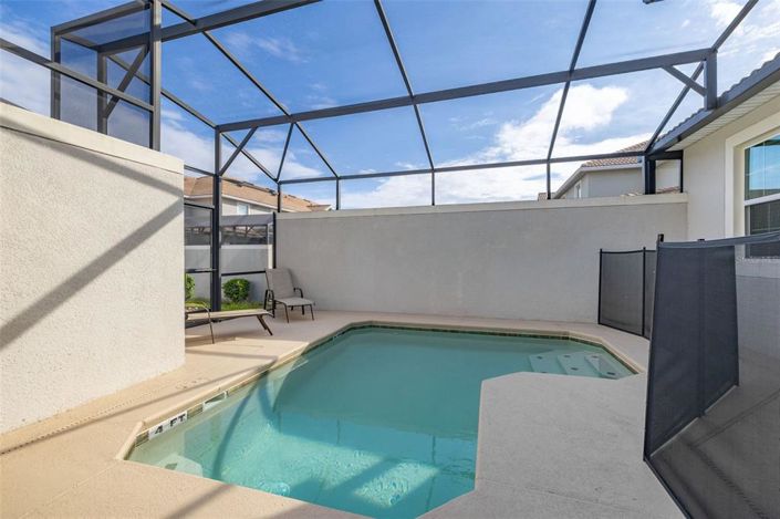 Image No.43-5 Bed Townhouse for sale