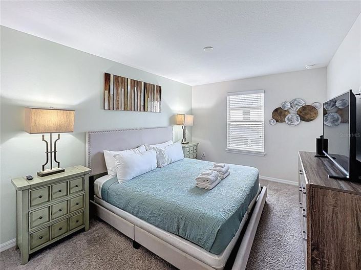 Image No.23-5 Bed Townhouse for sale