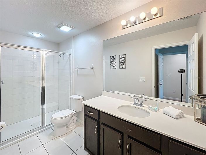 Image No.25-5 Bed Townhouse for sale