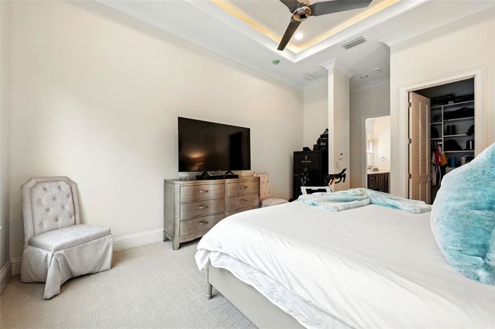 Image No.36-7 Bed Property for sale