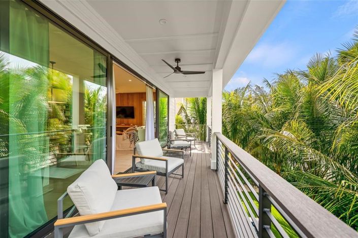 Image No.21-5 Bed Property for sale