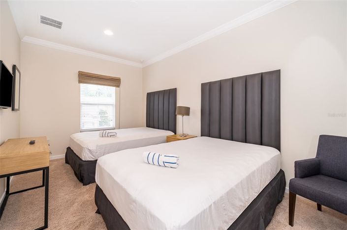 Image No.21-2 Bed Townhouse for sale