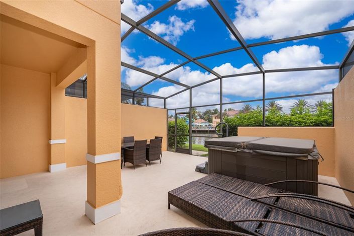 Image No.23-2 Bed Townhouse for sale