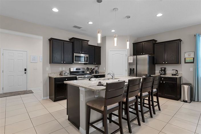 Image No.11-5 Bed Property for sale