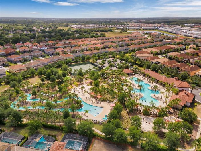 Image No.50-5 Bed Property for sale